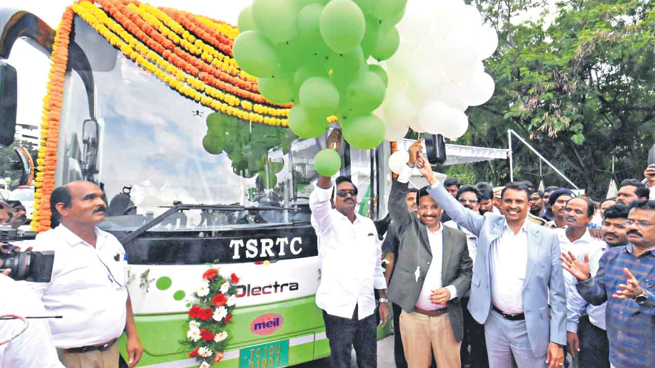 పర్యావరణ హితానికే గ్రీన్‌ ఏసీ బస్సులు