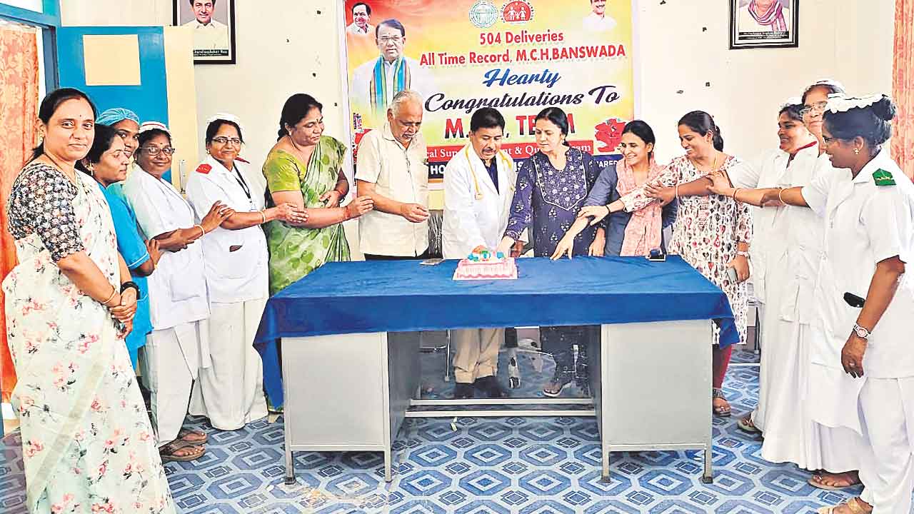 Kamareddy | బాన్సువాడ దవాఖాన సరికొత్త రికార్డు.. ఒకే నెలలో 504 ప్రసవాలు