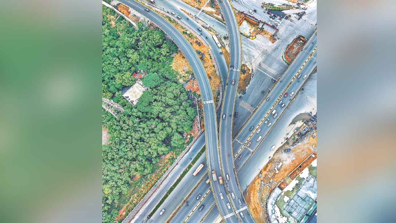 Hyderabad |  ఔటర్‌, మెట్రో, ట్రిపుల్‌ ఆర్‌తో మారనున్న హైదరాబాద్‌ ముఖచిత్రం