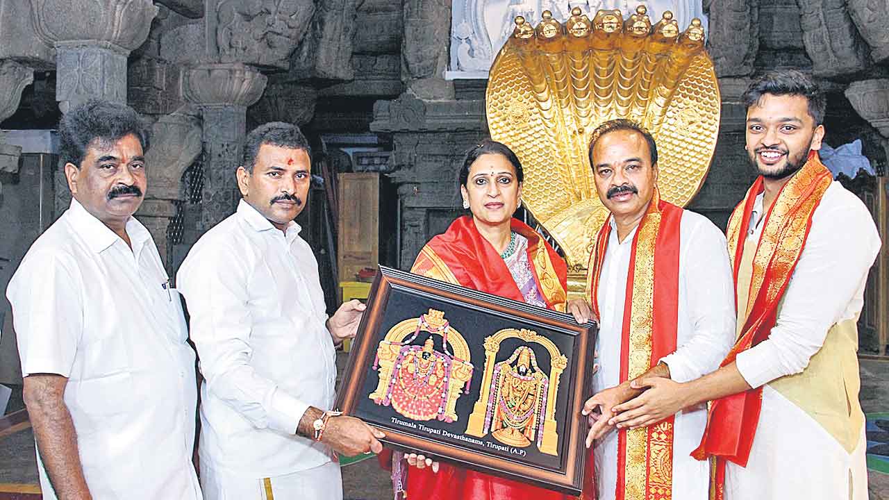 టీటీడీ సభ్యురాలిగా సీతారంజిత్‌రెడ్డి ప్రమాణం