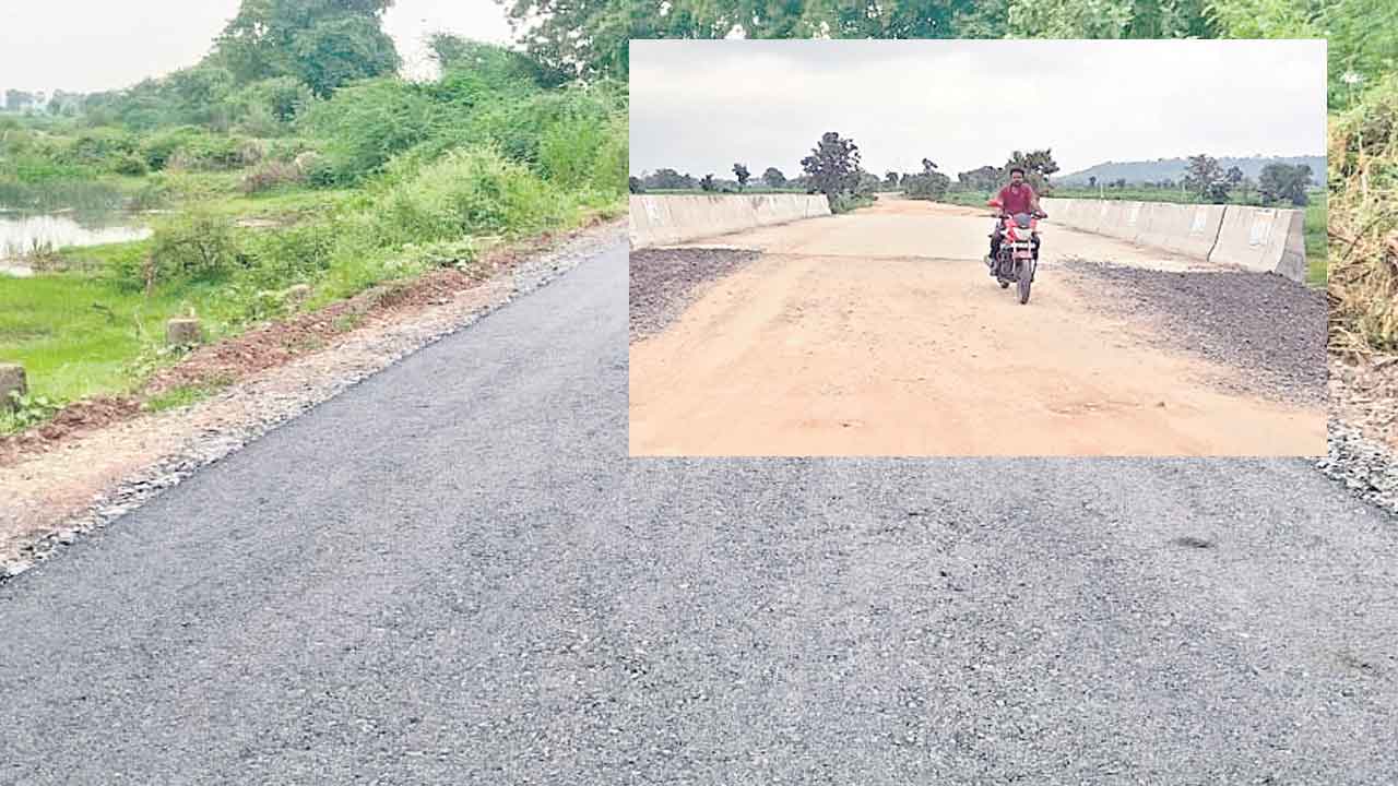 ‘దారి’ద్య్రం పోయింది.. పల్లె రోడ్లు సూపర్‌