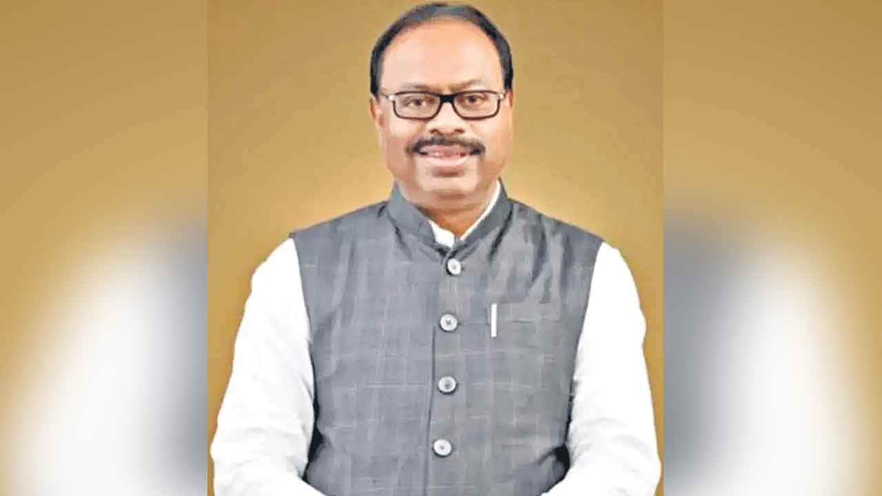 జర్నలిస్టులను కొనేయండి!