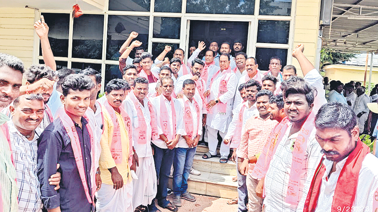 బీజేపీ నుంచి బీఆర్ చేరిక