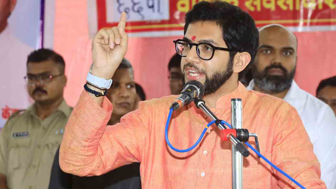 Aaditya Thackeray | షిండే ప్రభుత్వంలోని మంత్రుల విదేశీ టూర్లు.. మండిపడిన ఆదిత్య ఠాక్రే