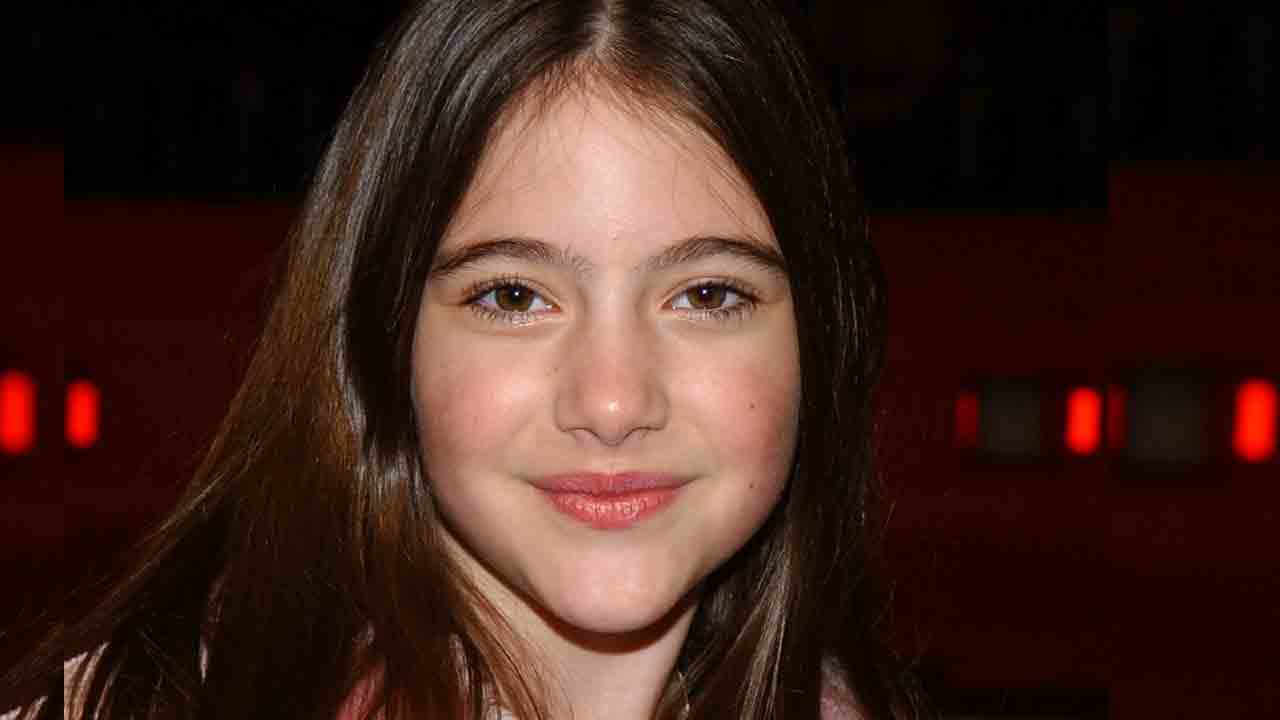 Actress Alexa | జోయ్‌ జొనాస్‌ నా నగ్న ఫొటోలు అడిగాడు: నటి అలెక్సా నికోలస్‌