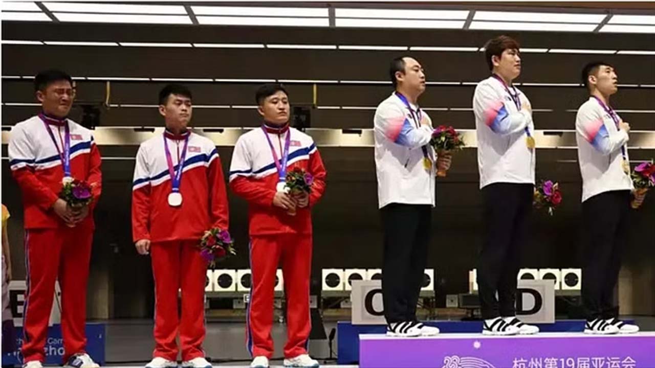 Asian Games | క్రీడాస్ఫూర్తిని మరిచిన ఉత్తర కొరియా షూటర్లు.. విజేతలతో ఫొటోలు తీసుకునేందుకు విముఖం..!