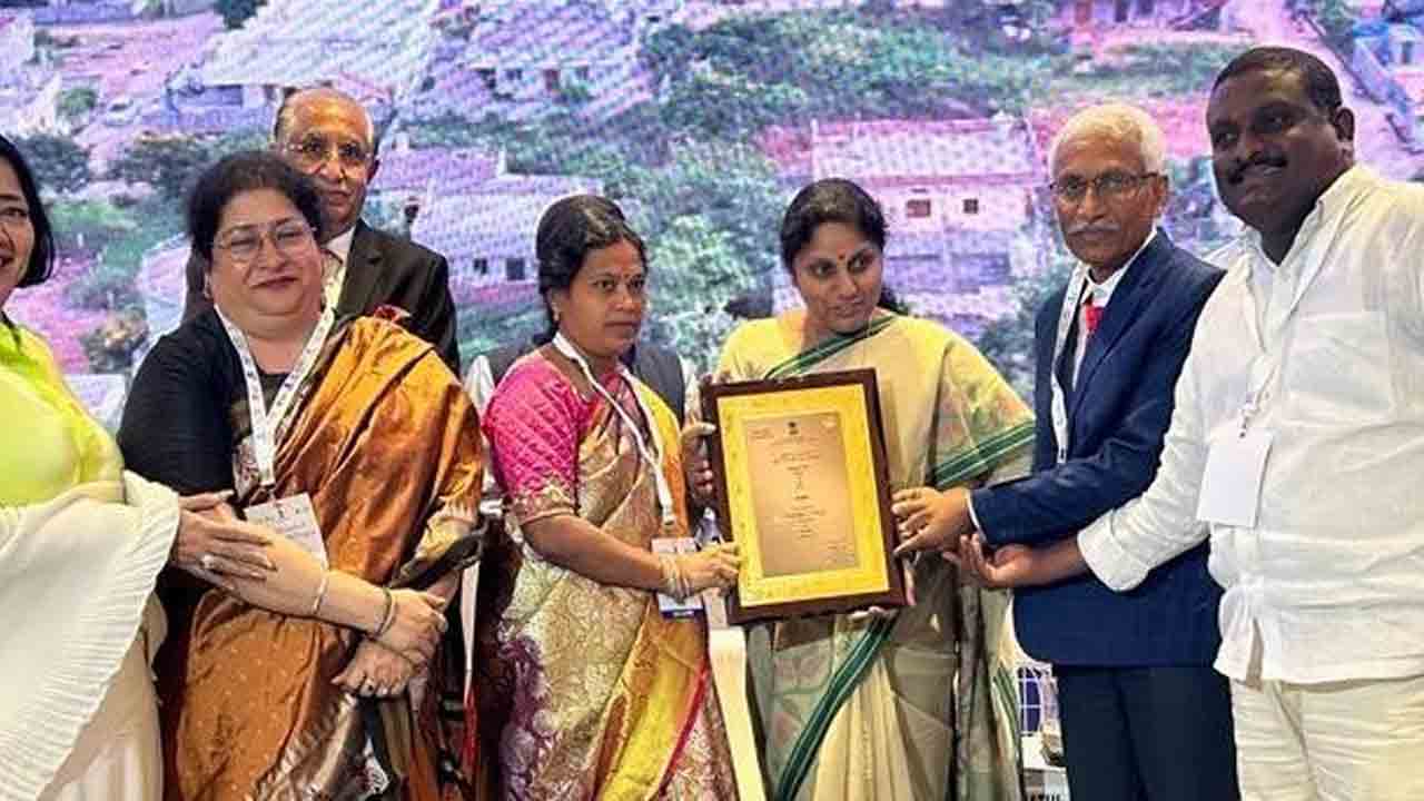 Tourism Awards | పెంబర్తి, చంద్లాపూర్‌కు జాతీయ పర్యాటక అవార్డులు