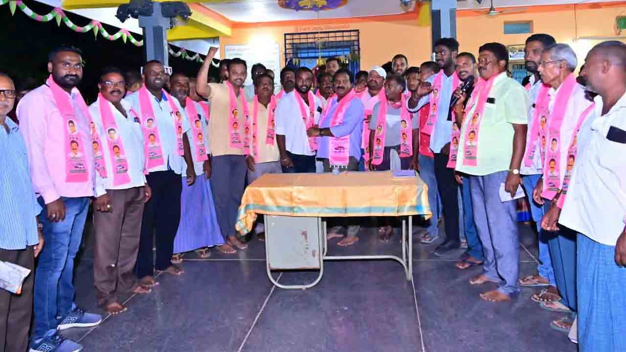 బీఆర్ఎస్లోకి భారీ చేరికలు