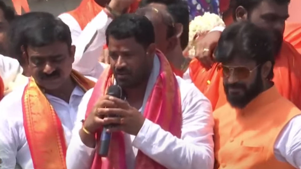 Balapur Laddu | రికార్డు ధర పలికిన బాలాపూర్ లడ్డూ.. ఎంతో తెలుసా?