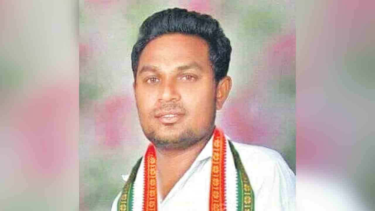 కాంగ్రెస్‌ను నాశనం చేస్తున్నది రేవంతే