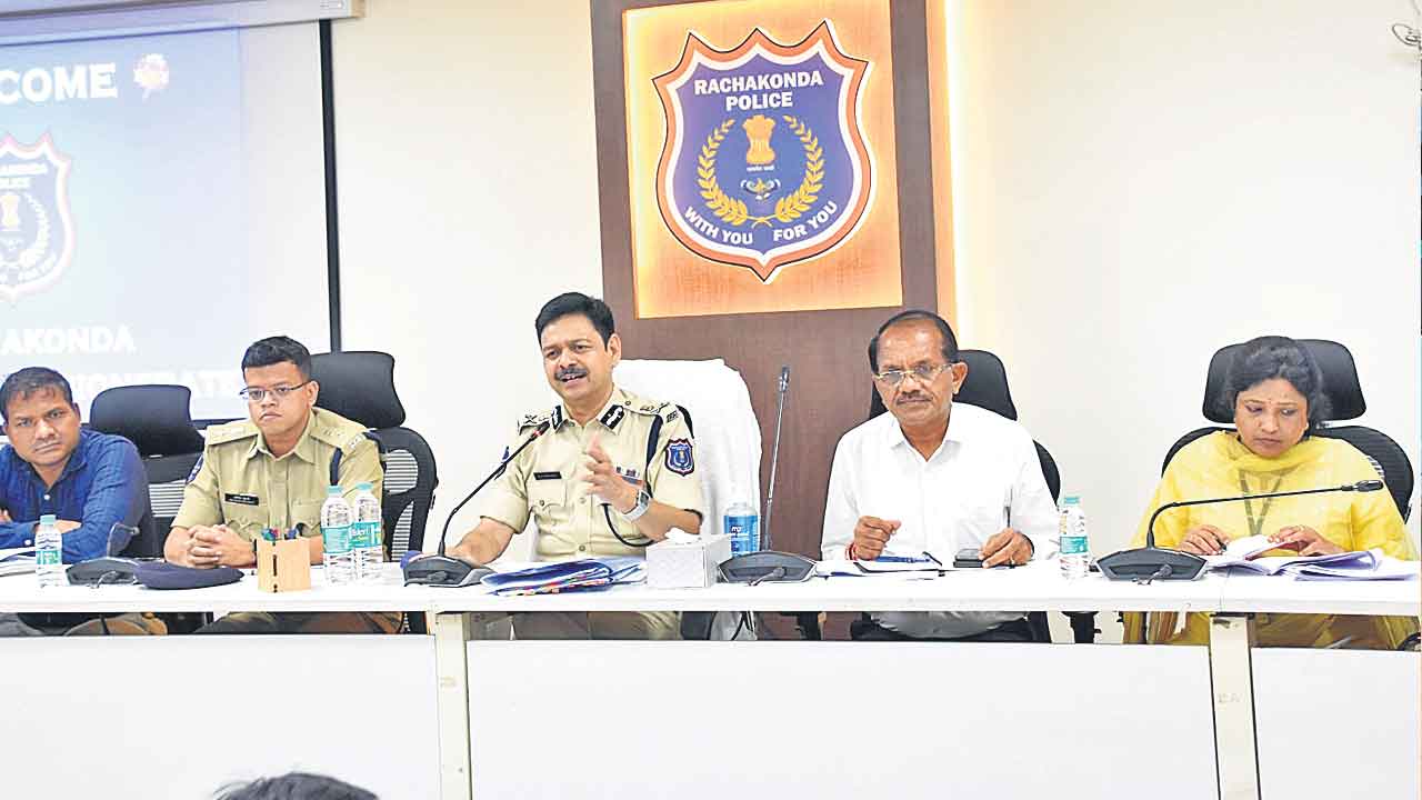 నిమజ్జనోత్సవాన్ని.. ప్రశాంతంగా పూర్తి చేద్దాం