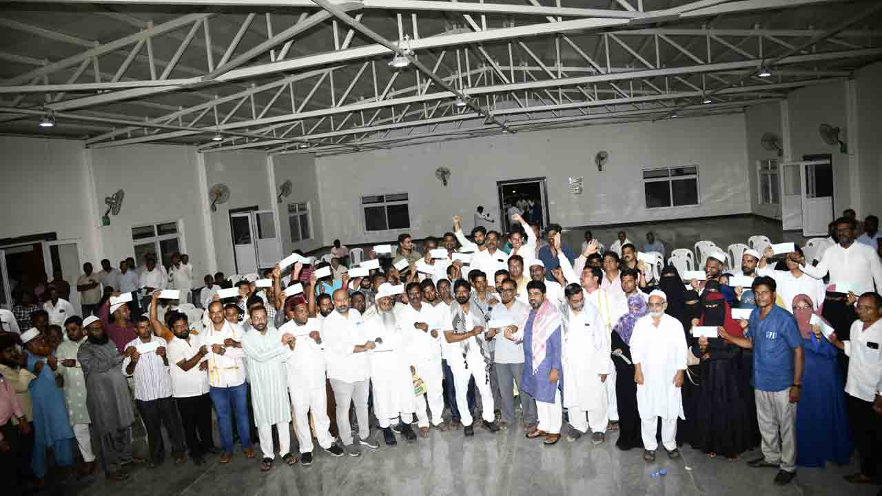 పనుల్లో వేగం పెంచాలి