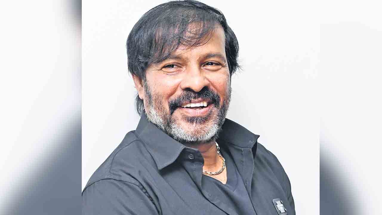 కెమెరాతో ఉద్వేగాలను ఒడిసిపట్టాలి