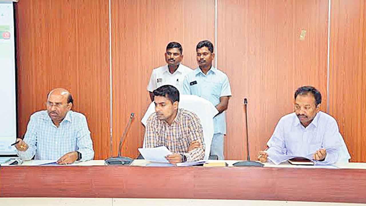 13,300 ఇండ్ల కోసం నేడు లబ్ధిదారుల ఎంపిక