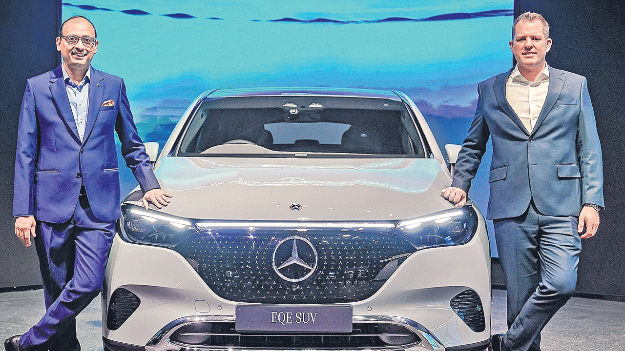 విమాన ప్రయాణీకులు 1.24 కోట్లు