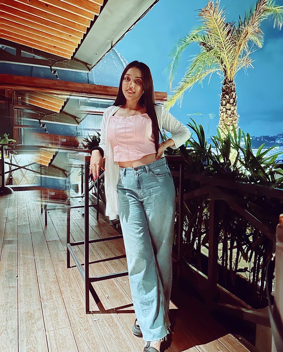 ( Photos : Instagram )