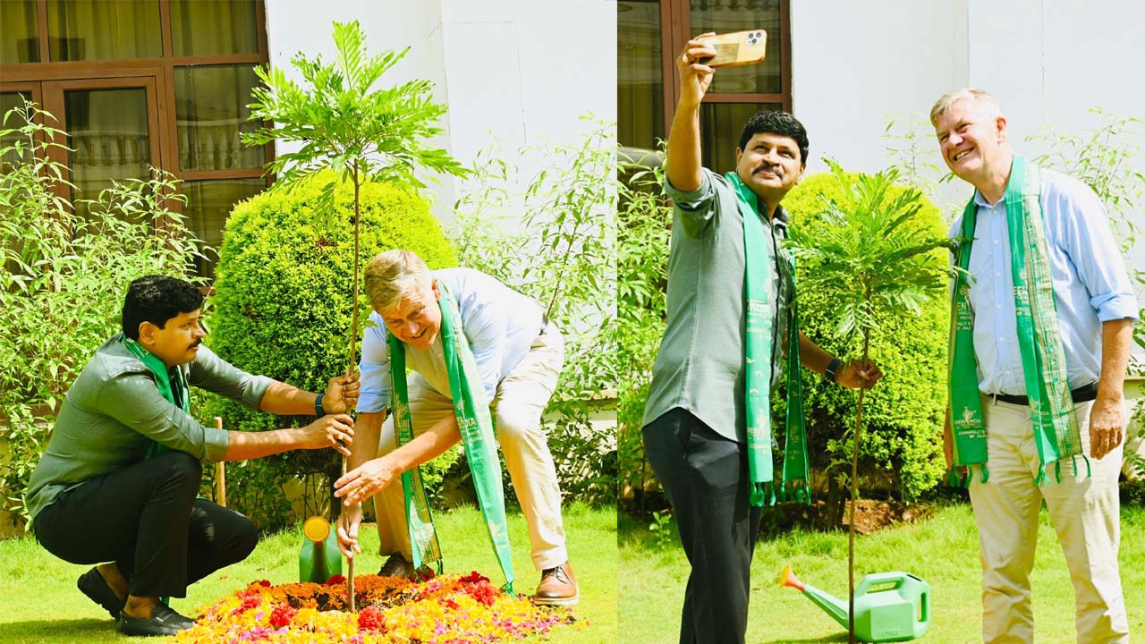 Green India Challenge | హరితహారంతో అడువులు పెరగడం అద్భుతం : ఎరిక్ సోల్హీమ్