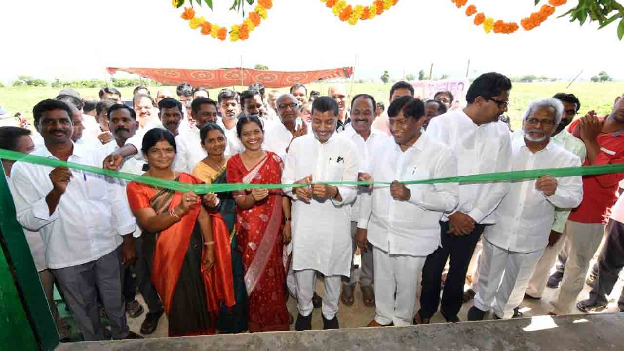 సహకార సంఘాలదే భవిష్యత్తు