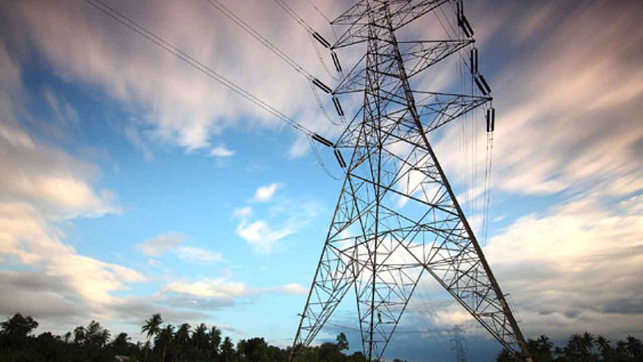 ముస్లింల ధోబీఘాట్లు, సెలూన్లకూ ఉచిత విద్యుత్తు