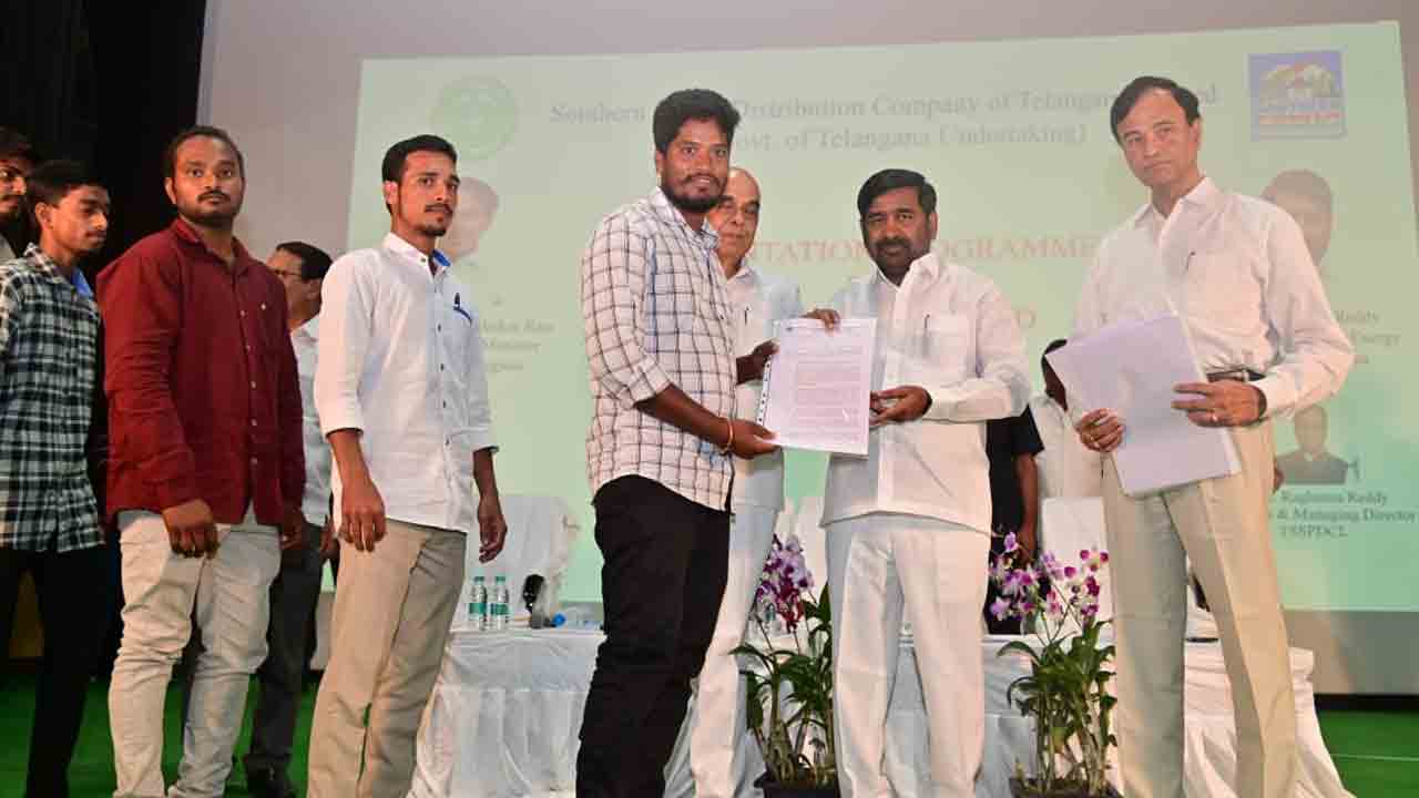 TS Minister Jagadish Reddy | రూ. లక్ష కోట్లతో విద్యుత్ అభివృద్ధి.. తొమ్మిదిన్నరేండ్లలో 35,774 కొలువులు.. మంత్రి జగదీష్ రెడ్డి