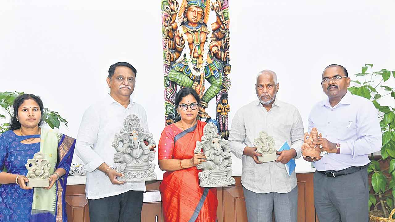 పర్యావరణ హితమే లక్ష్యం