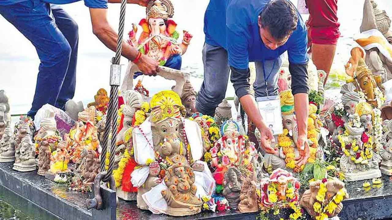 క్లీన్‌ హుస్సేన్‌సాగర్‌
