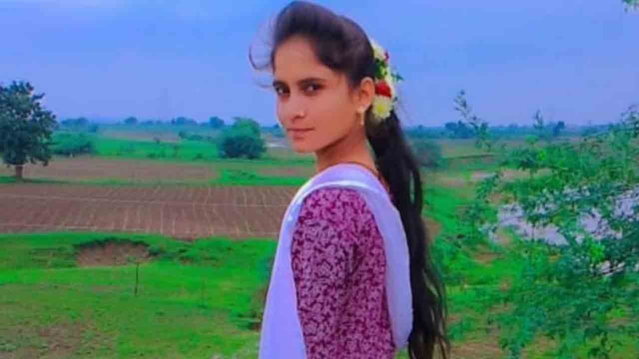 Telangana | ప్రేమించలేదనే కోపంతో.. యువతికి పురుగుల మందు తాగించి హత్య చేసిన ఇద్దరు పిల్లల తండ్రి