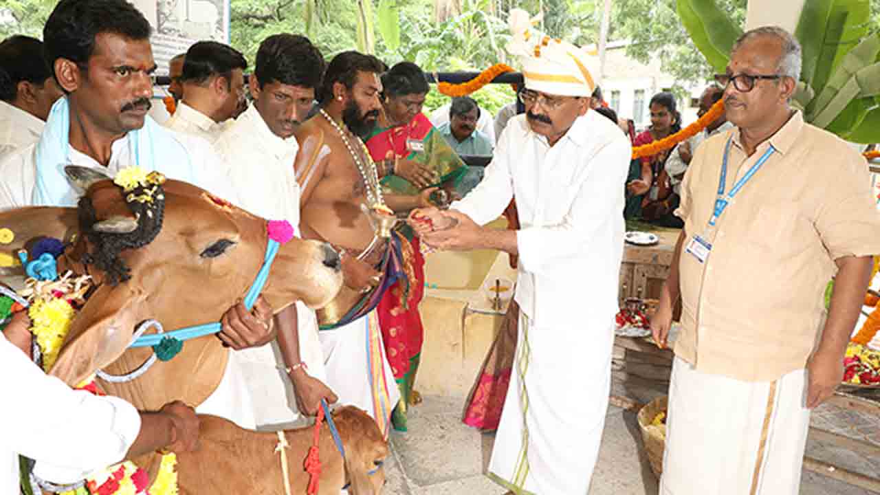 TTD Chairman | గోసంరక్షణ బాధ్యత భారతీయులందరిపైనా ఉంది : టీటీడీ చైర్మన్