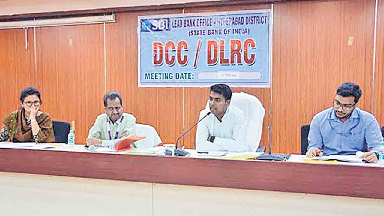 నిర్దేశించిన లక్ష్యాలను పూర్తి చేయాలి