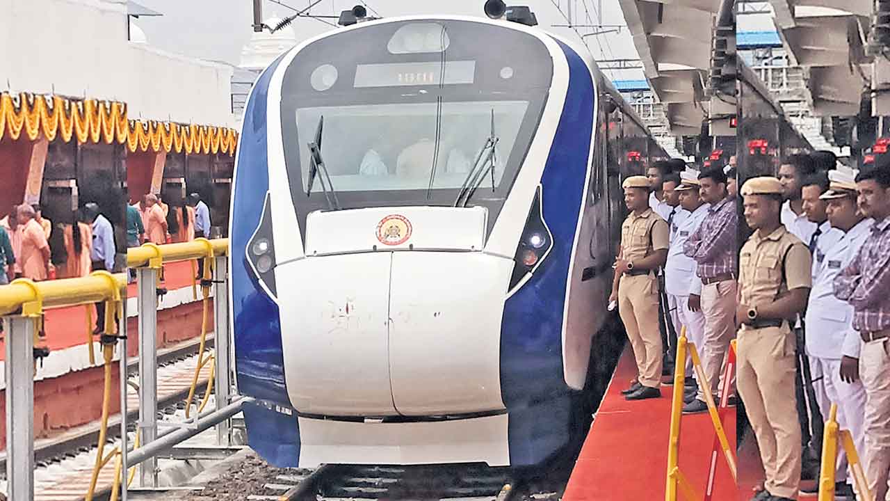 కాచిగూడ-యశ్వంత్‌పూర్‌ వందే భారత్‌ రైలు ప్రారంభం