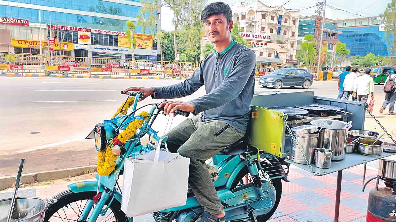 ఎక్కడైనా.. ఎప్పుడైనా అప్పటికప్పుడు దోశ