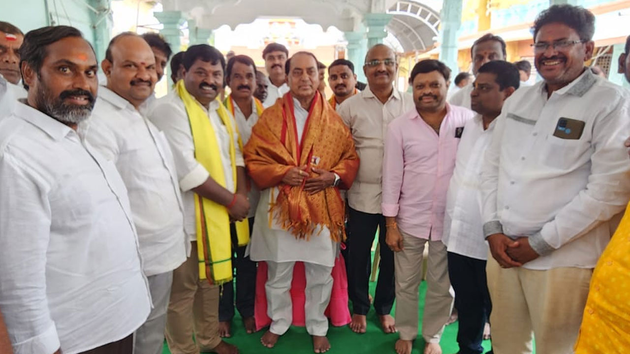 Minister Indrakaran Reddy | దేవరకోట ఆలయ అభివృద్ధి పనులకు శంకుస్థాపన చేసిన మంత్రి ఇంద్రకరణ్ రెడ్డి