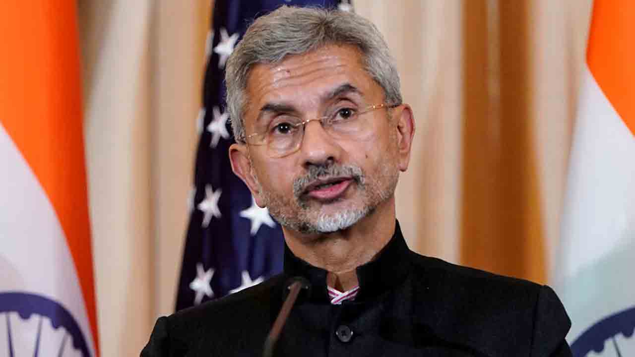 S Jaishankar | ఒకసారి రాజ్యాంగం చదవండి.. ఇండియా పేరు మార్పుపై జై శంకర్ కీలక వ్యాఖ్యలు