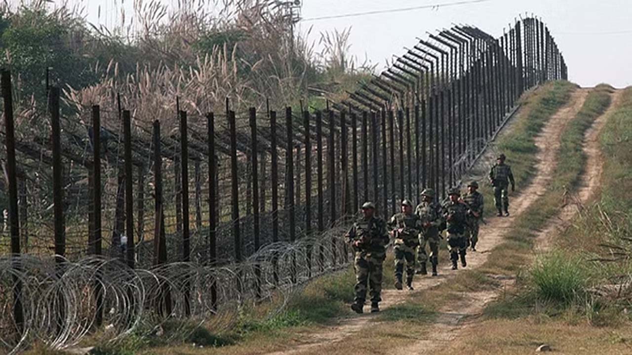 Jammu Kashmir | రాజోరి సెక్టార్‌లో పేలుడు.. సైనికుడికి గాయాలు..