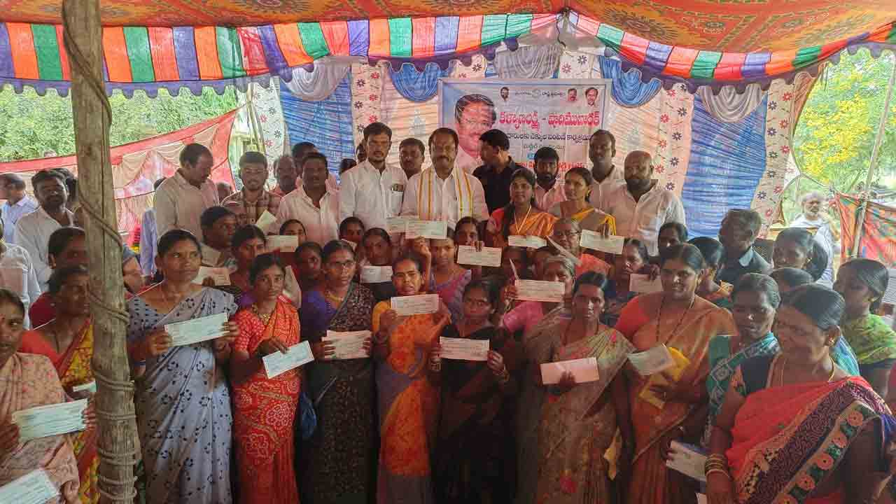 కాంగ్రెసోళ్ల మాటలు నమ్మొద్దు