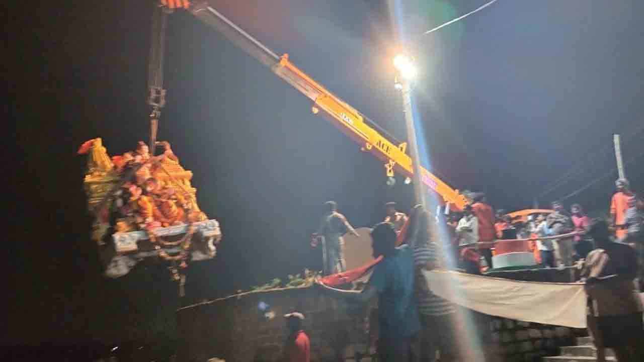 వెళ్లిరా.. వినాయకా..