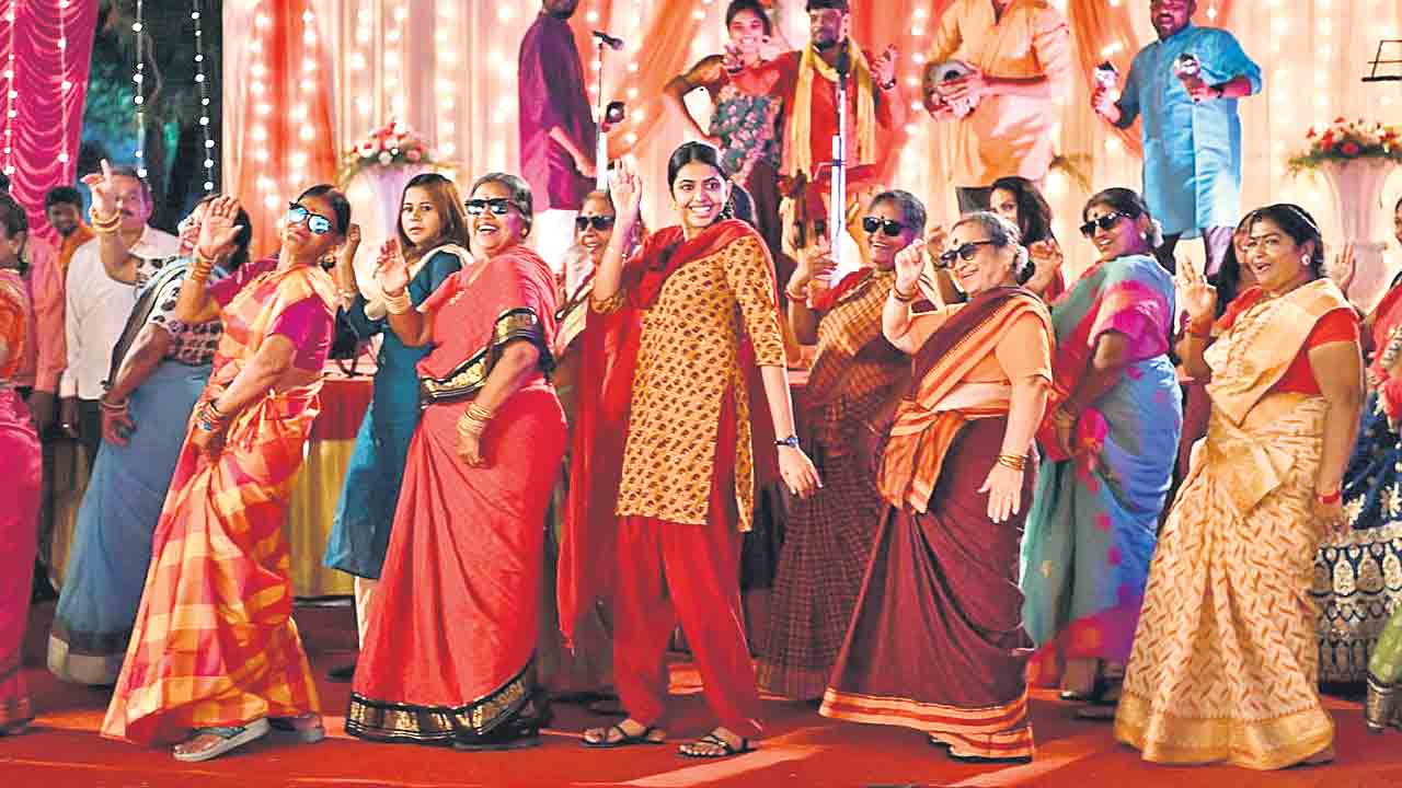 కోట బొమ్మాళి కథ