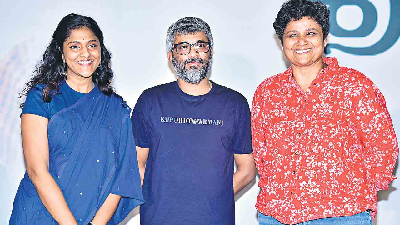 కుమారి శ్రీమతి కథ