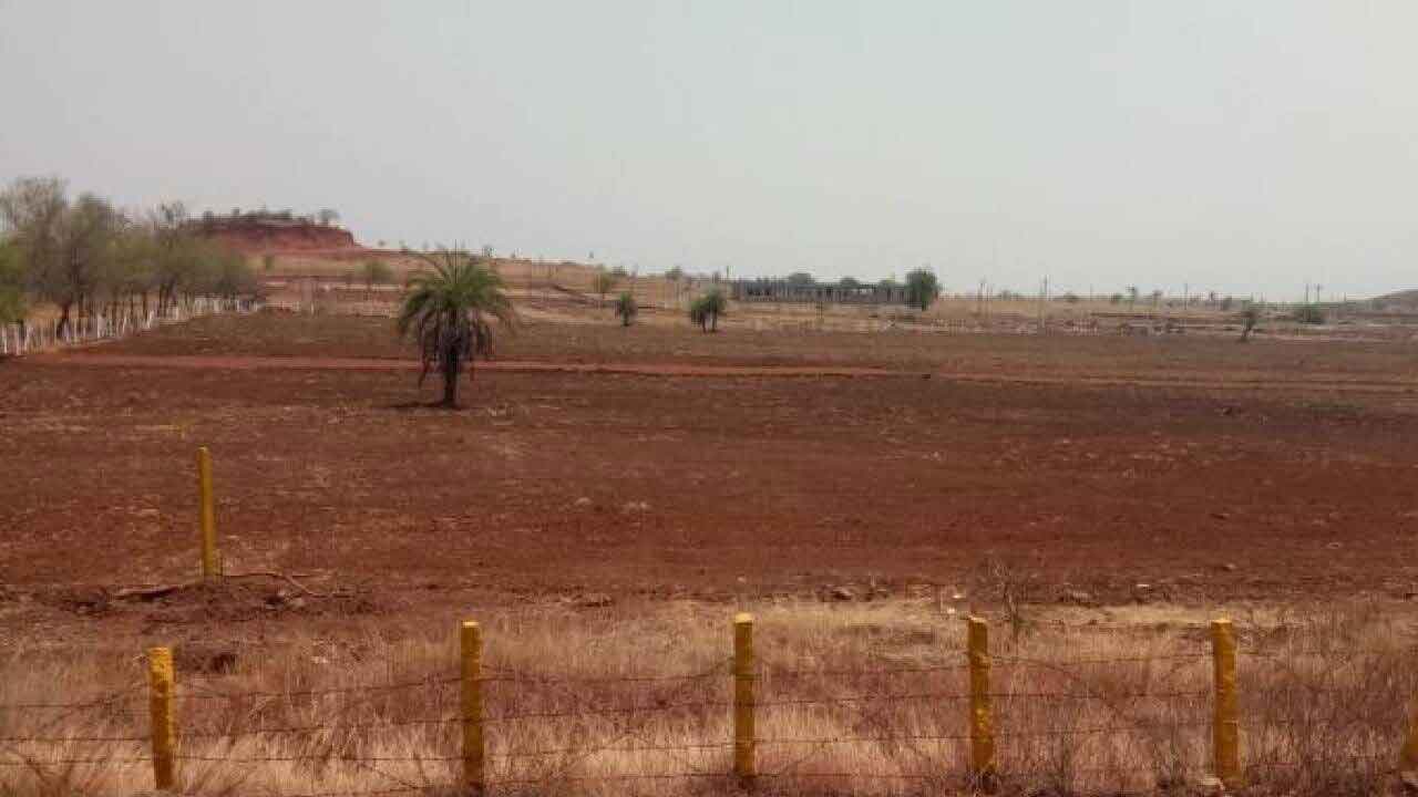 నిలిచిన రిజిస్ట్రేషన్లు