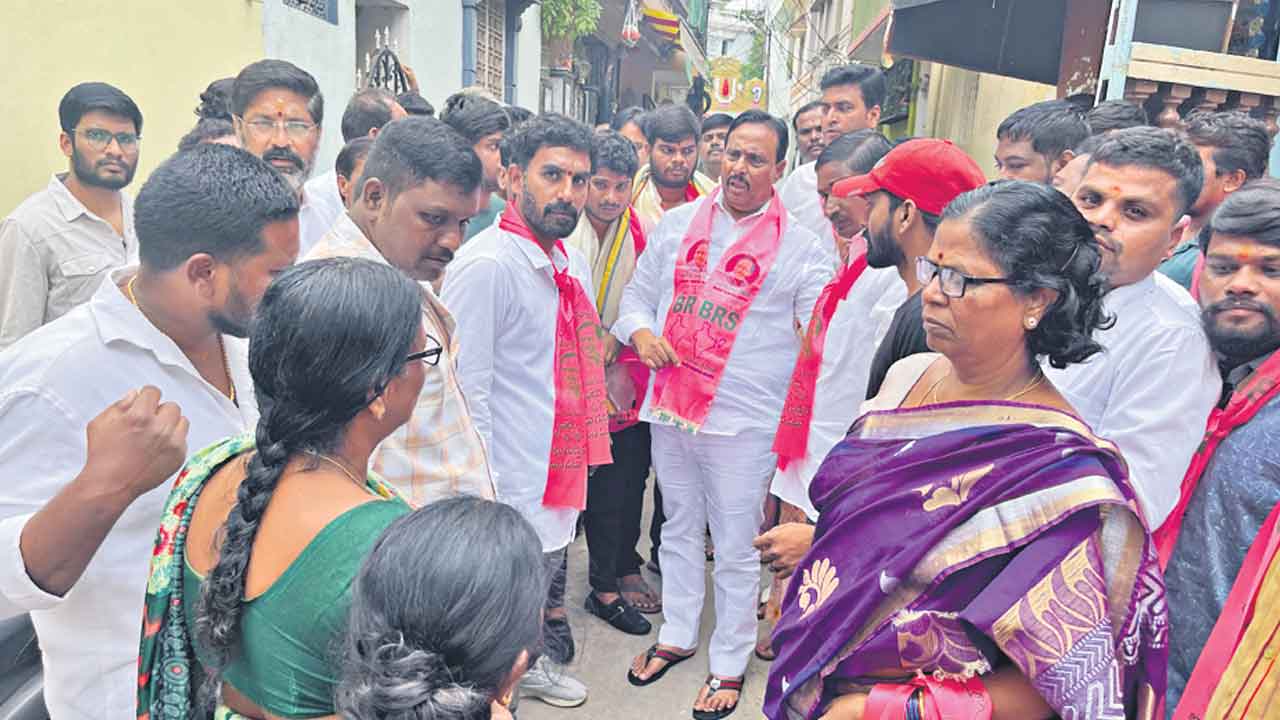 పెండింగ్‌ సమస్యలు పరిష్కరిస్తాం