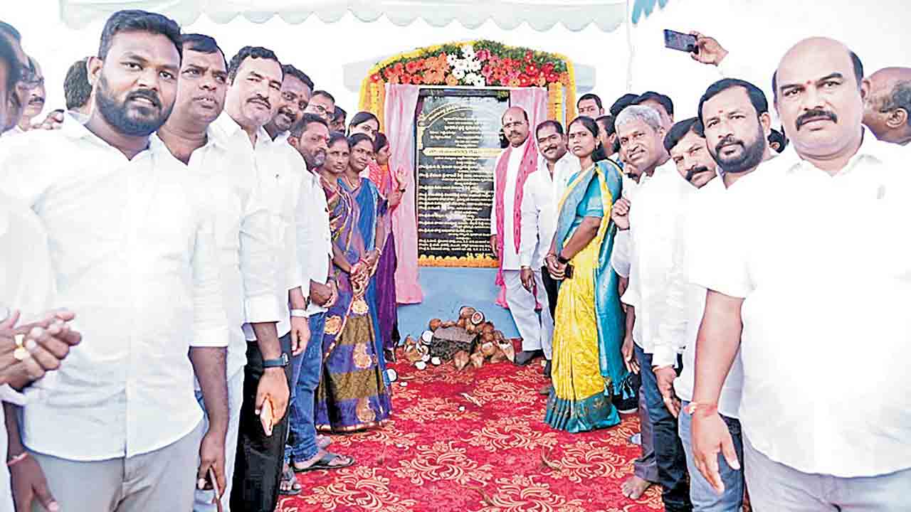 రూ.12.64 కోట్లతో అభివృద్ధి పనులు