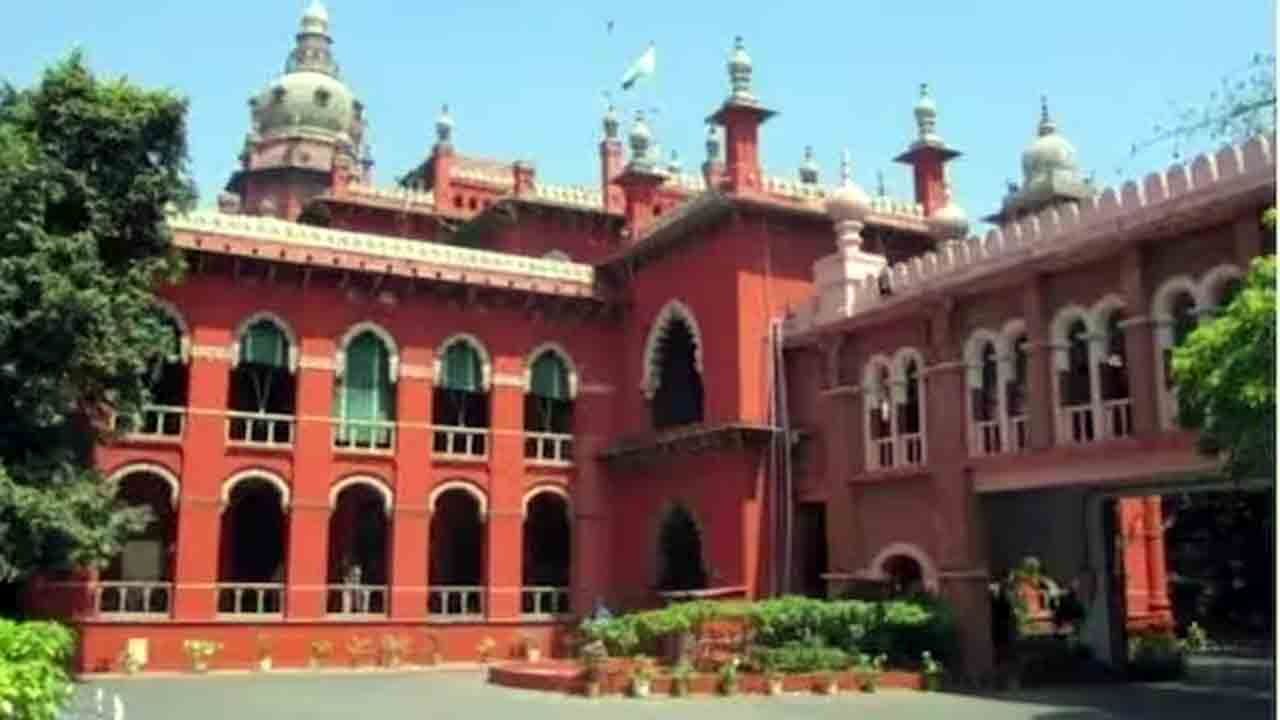 Sanatana Dharma | భావ ప్రకటనా స్వేచ్ఛ విద్వేషపూరిత ప్రసంగంగా మారకూడదు.. సనాతన ధర్మంపై మద్రాసు హైకోర్టు కీలక వ్యాఖ్యలు