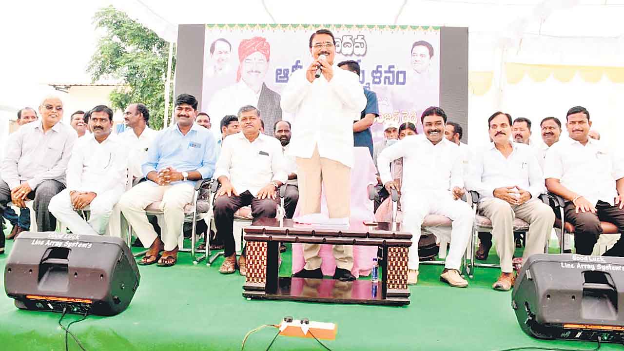 ఉన్నతంగా ఎదగాలి