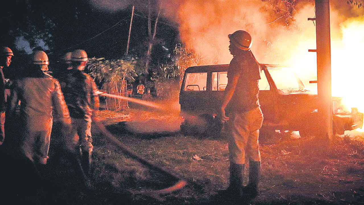 హింసాత్మక వీడియోలు షేర్‌ చేస్తే కఠిన చర్యలు