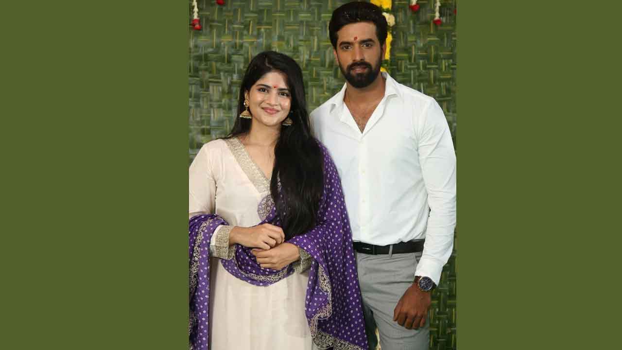 సకుటుంబ కథ