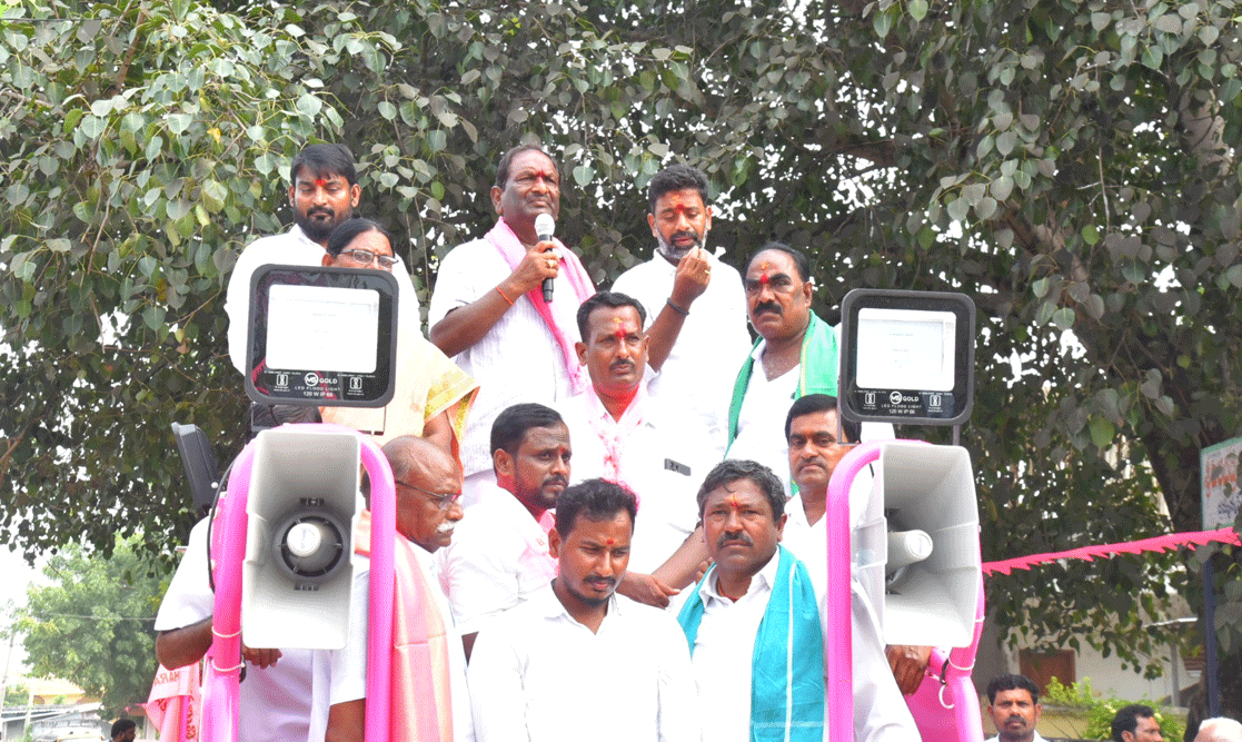 కాంగ్రెస్, బీజేపీ దొందూ దొందే