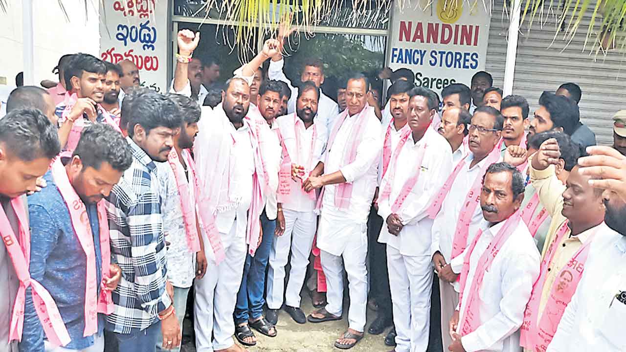 అభివృద్ధి చూసి.. చేరికలు