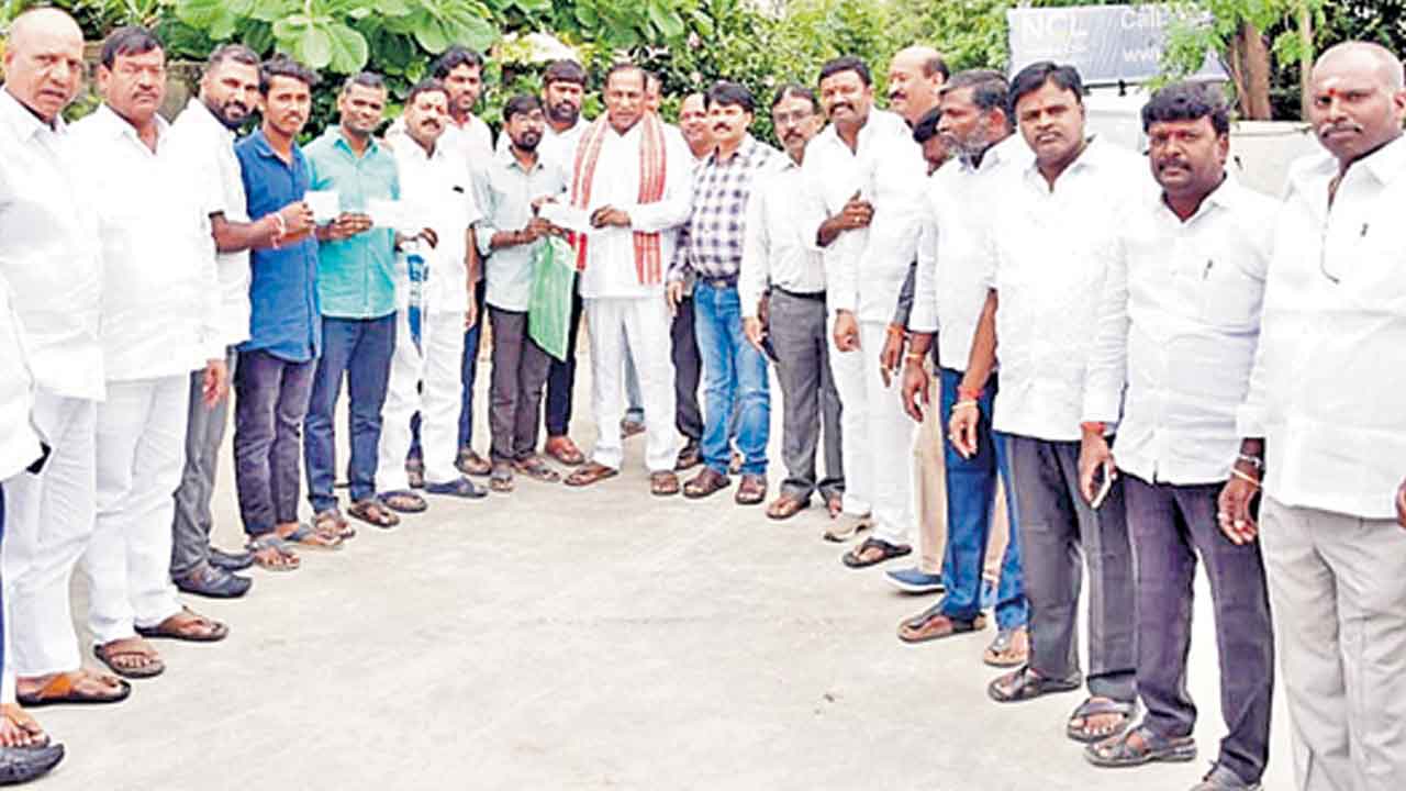 ప్రజా సంక్షేమానికి ప్రభుత్వం పెద్దపీట
