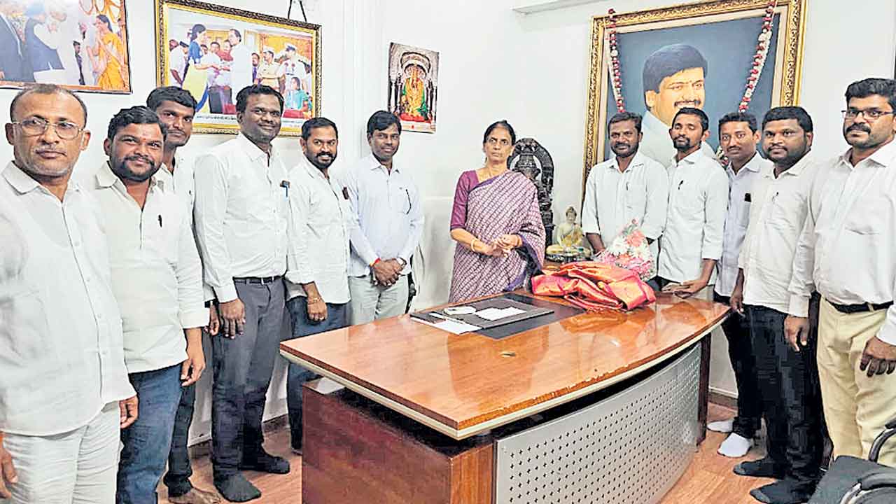 నియోజకవర్గాన్ని ఆదర్శంగా తీర్చిదిద్దుతా..