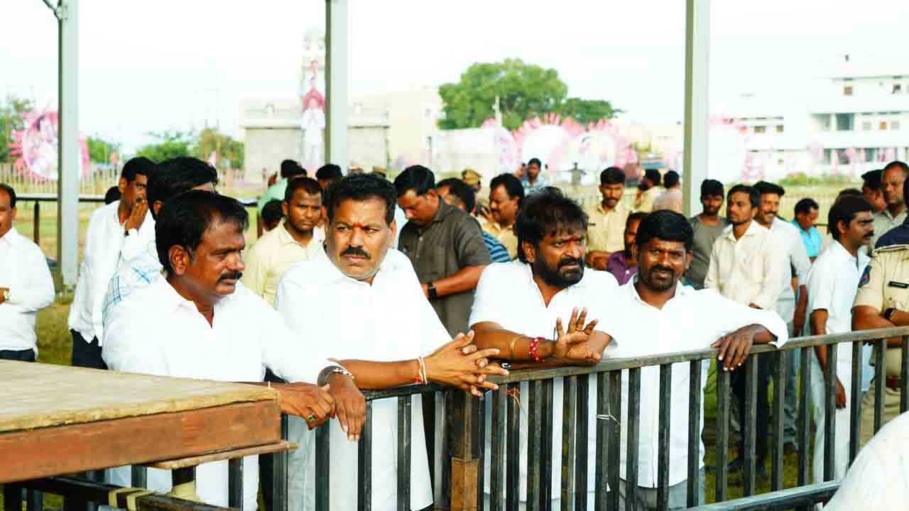 పాలమూరుతో బతుకులు బాగుపడుతయ్‌..